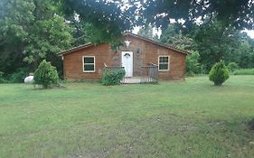 Cedar Cabin Located On A Buffalo Farm